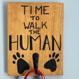 Wooden Pet Leash Holder with Black Paw Prints